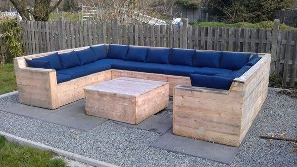 outdoor-pallet-sofas