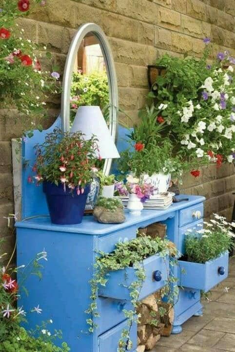 upcycled-sideboard-planter