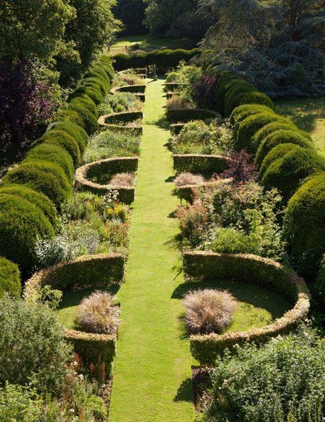 traditional english garden edging ideas