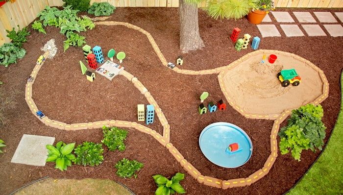 diy garden racetrack