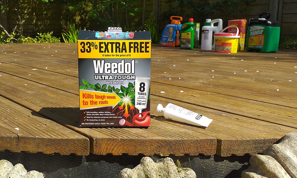 10 Best Strong Weed Killers UK Tested (2024 Review)