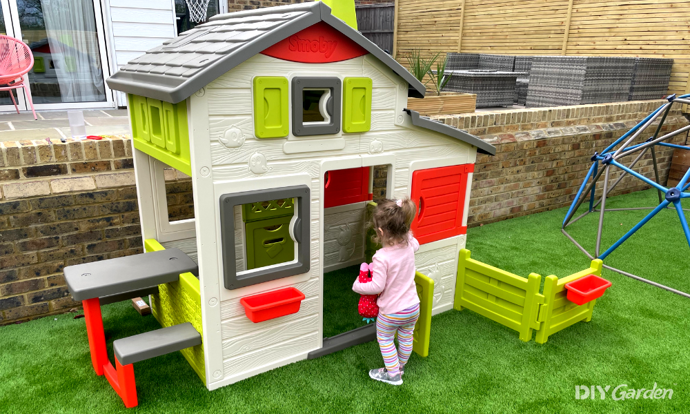 The Best Outdoor Playhouse For Kids