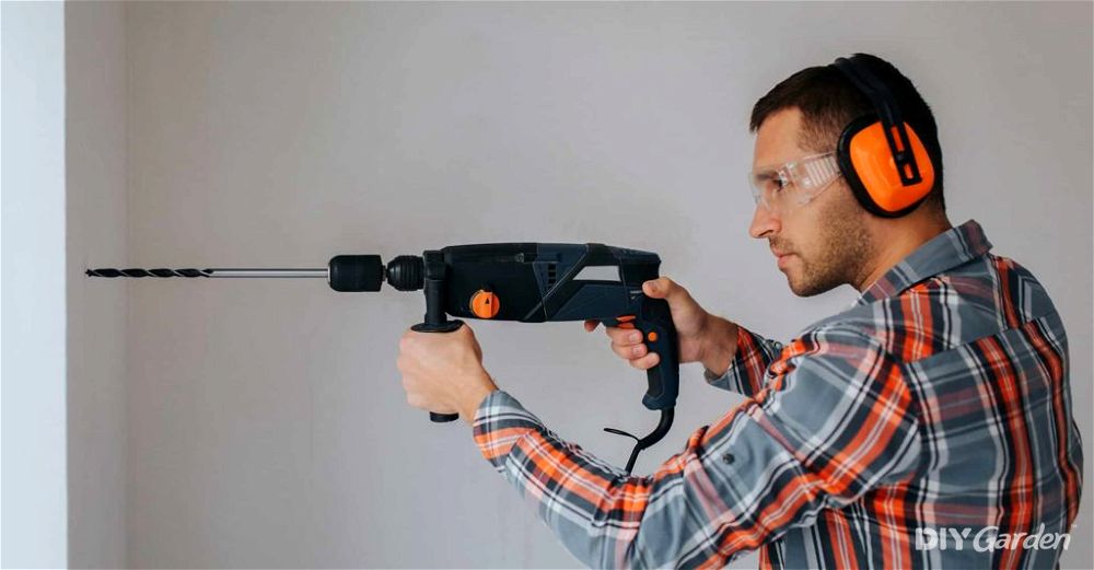 9 Best SDS Drills Corded & Cordless (2024 Review UK)
