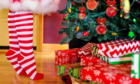 The Seasonal Home Christmas 2022 9 Best Artificial Christmas Trees: That Look Real (2022)