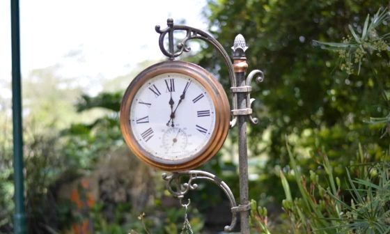 garden-clock