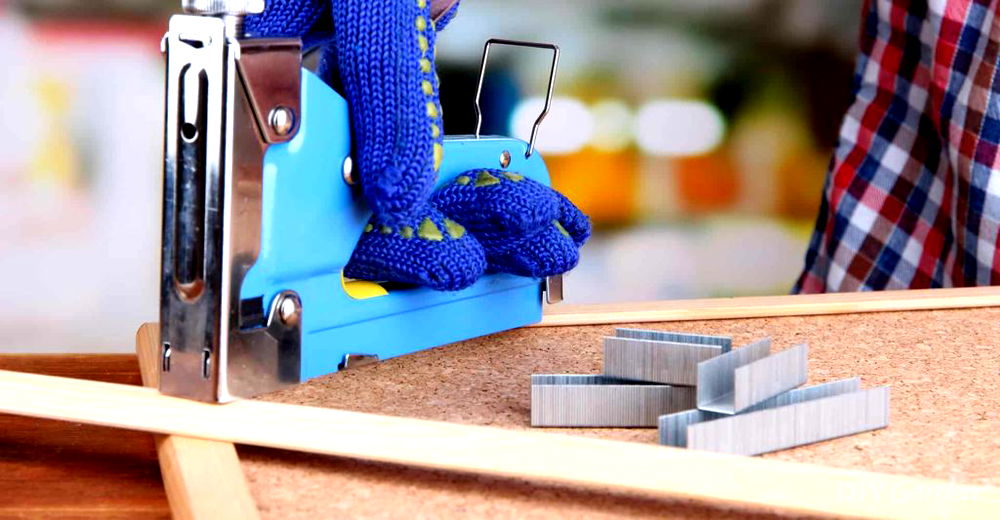 8 Best Staple Guns for Staples & Brad Nails (2023 Review UK)