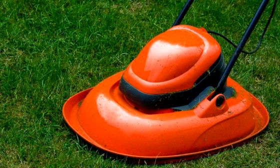 best-hover-lawn-mower