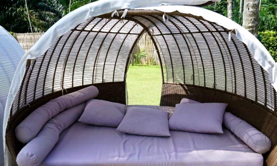 best-outdoor-garden-daybed