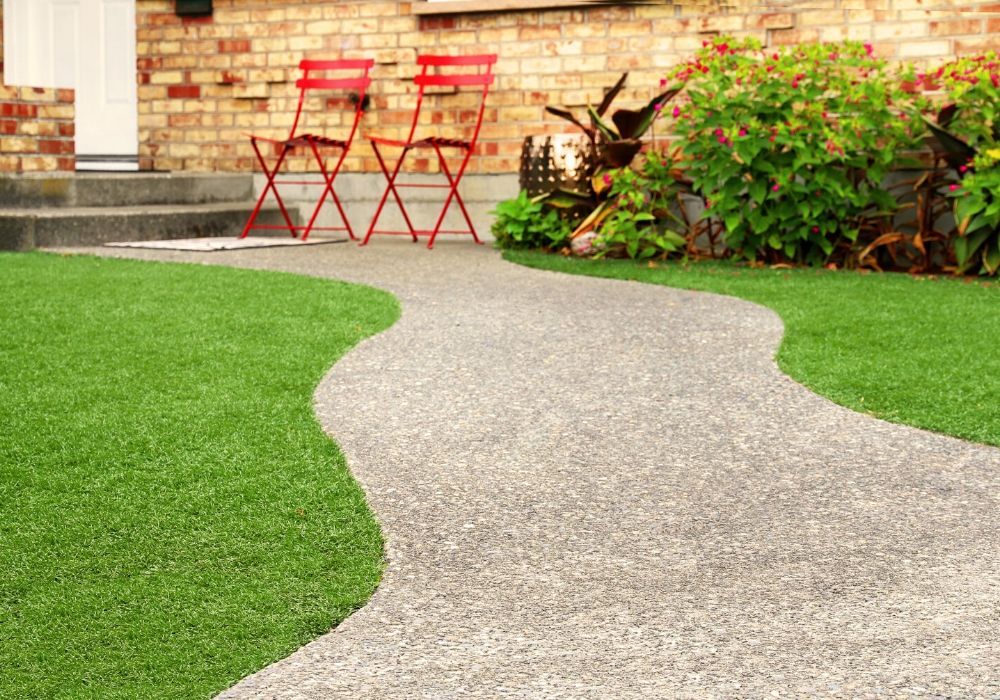 artificial-grass-benefit-no-feeding-the-lawn