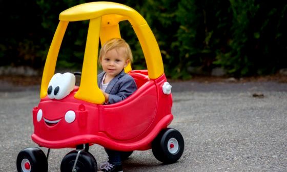 best-manual-ride-on-car-for-kids