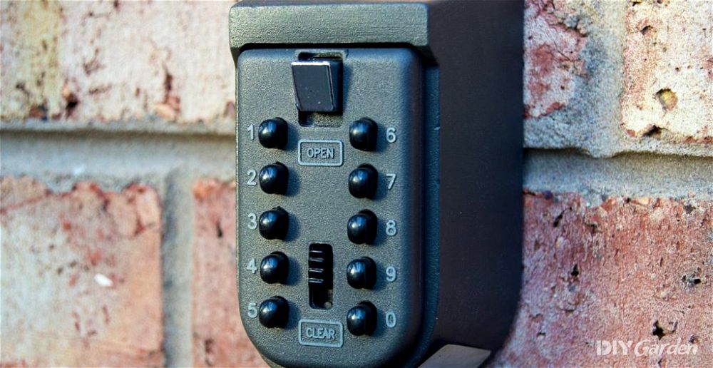 8 Best Key Safes Combination & Push Button (2024 Review UK)