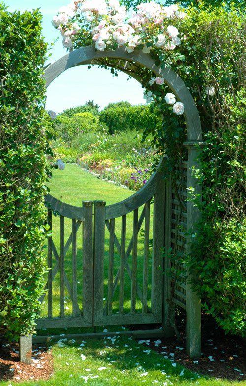 20. Garden Fence with Gate