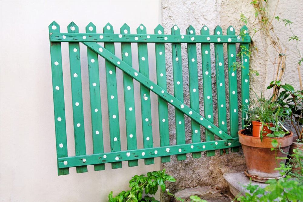 5. Garden Fence Paint