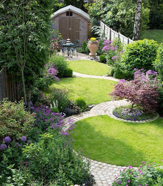 32. Curved Garden Path