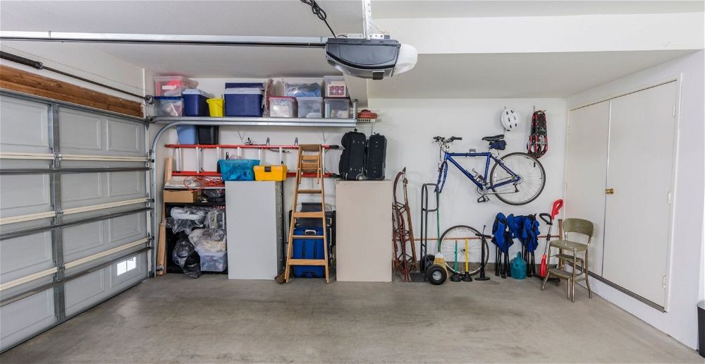 30 Smart Ways To Insulate Your Garage For Winter 2023   Declutter Your Garage 1536x792 