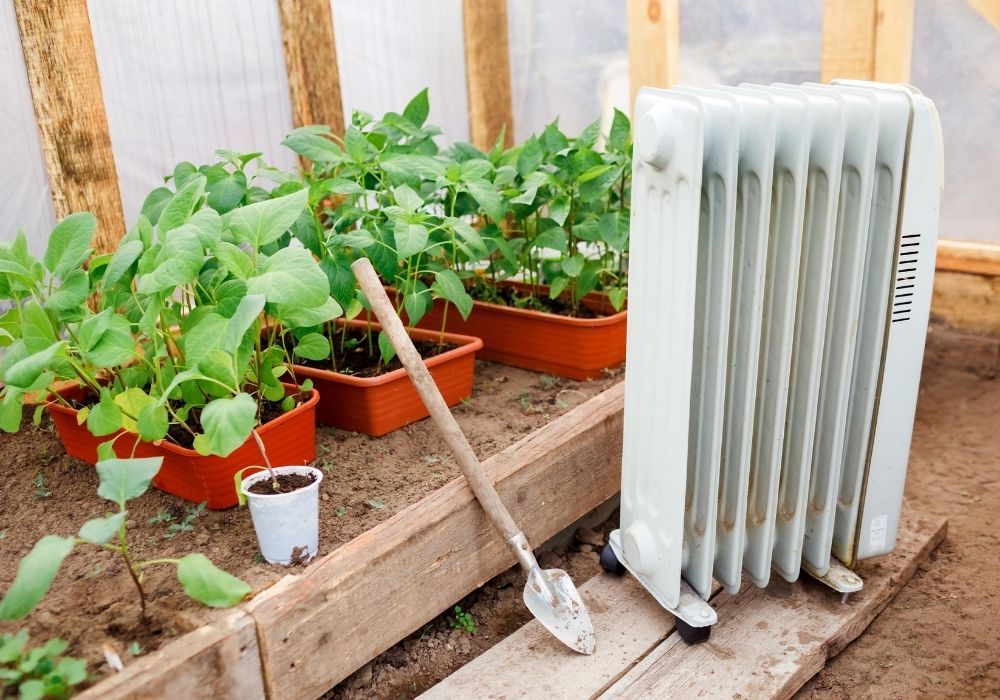 heater-in-greenhouse