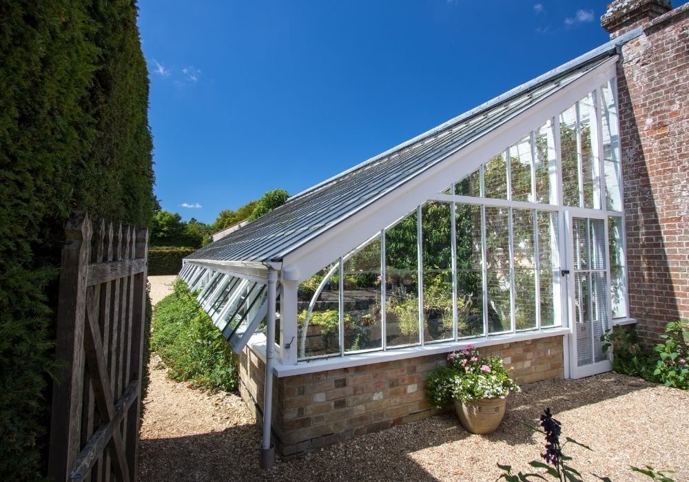 lean-to greenhouse