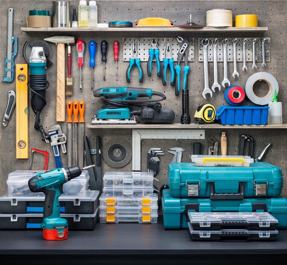 organised-garage-diy-tools