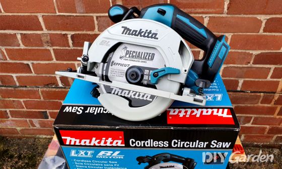 Makita-DHS680Z-18V-Brushless-Circular-Saw-Review