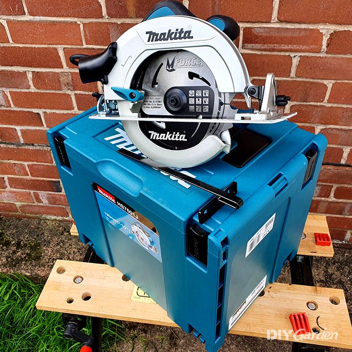 Makita-HS7601J-Hand-held-Circular-Saw-design