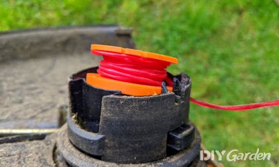how-to-replace-a-strimmer-wire