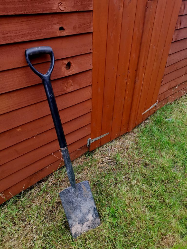 spade-garden-tool