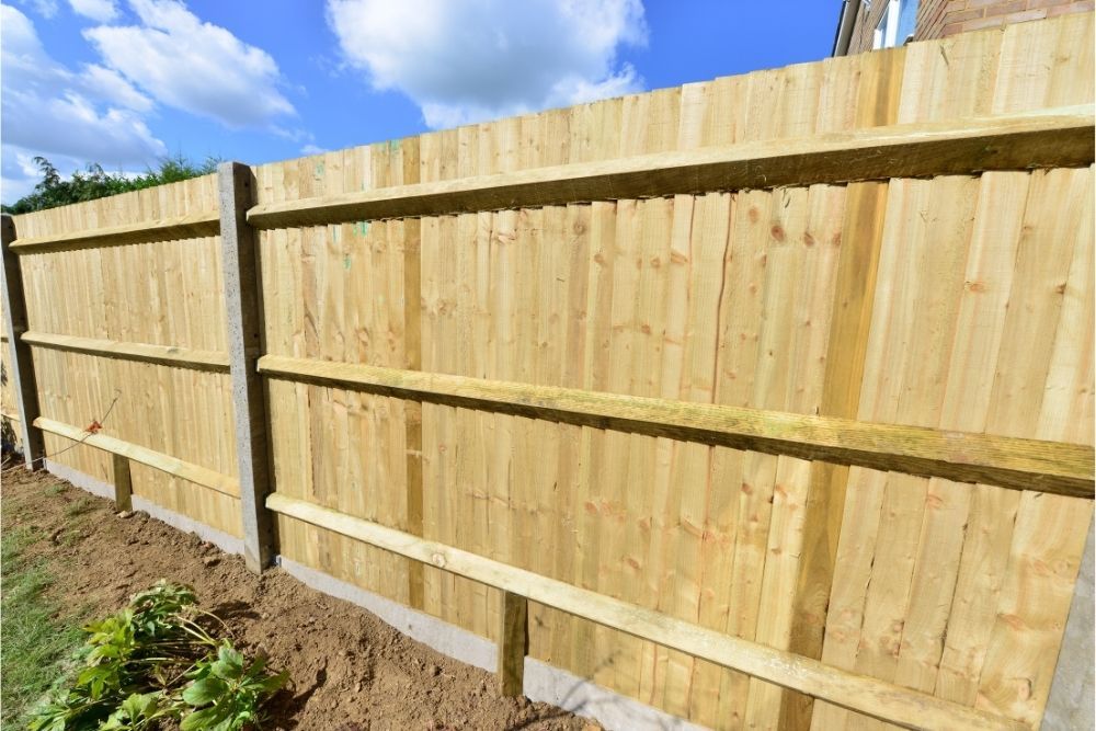 fencing-height-regulations