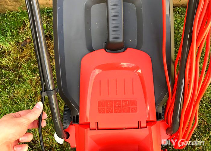 Flymo-EasiMow-300R-Electric-Lawn-Mower-Review-safety