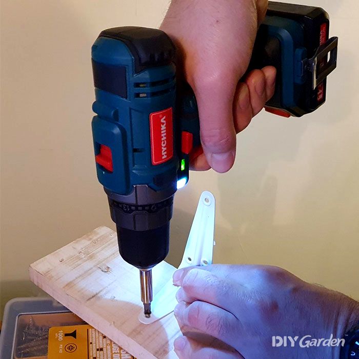 Hychika-DD-12BC-Cordless-Drill-Driver-Kit-Review-performance