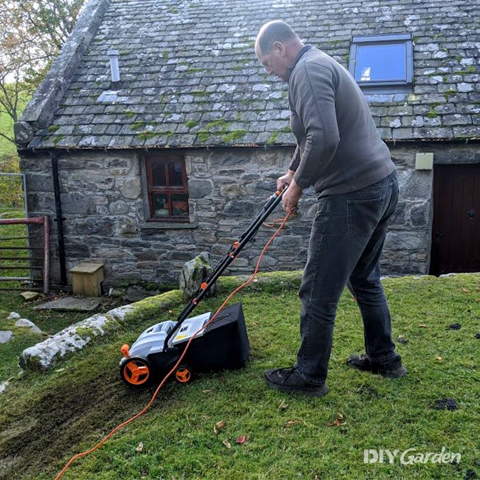 VonHaus-2-in-1-Lawn-Scarifier-Review-assembly-performance