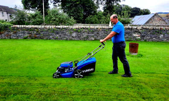 7 Best Lawn Mowers We've Tested in 2023 (UK Review)