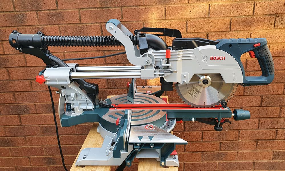 Bosch Professional GCM8SJL Sliding Mitre Saw Review