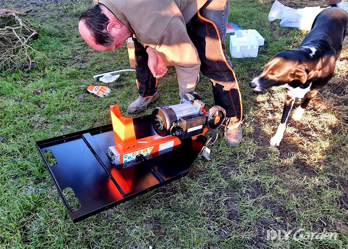 Forest-Master-Electric-Hydraulic-FM5-Log-Splitter-Review-assembly