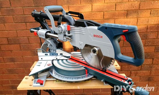 Metabo-KGS216M-Sliding-Mitre-Saw-Review