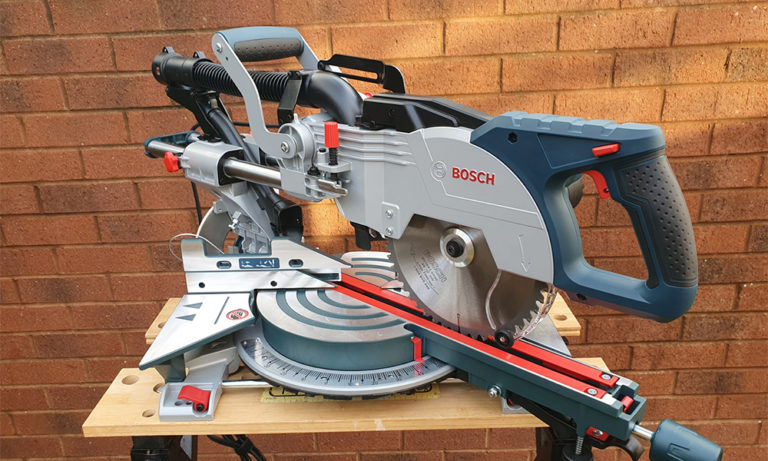 7 Best Mitre Saws: Sliding & Compound - Tested (2022 Review)