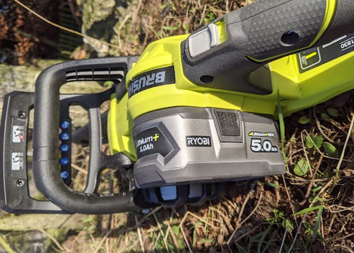 Ryobi 18v discount brushless chainsaw review