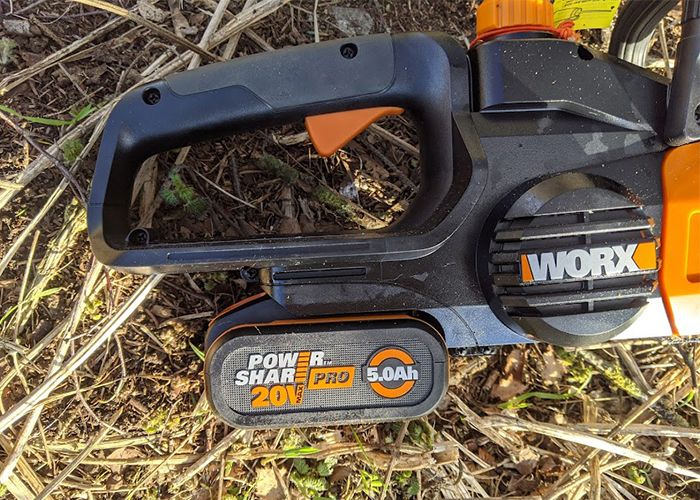 WORX WG322E Cordless Chainsaw Tested 2024 Review UK