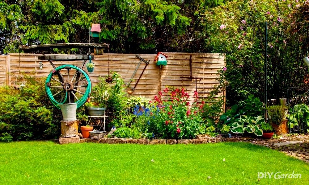 how do i block out my neighbour’s view of my garden