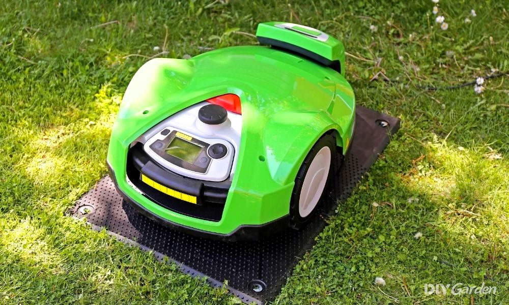 how does a robot lawn mower work