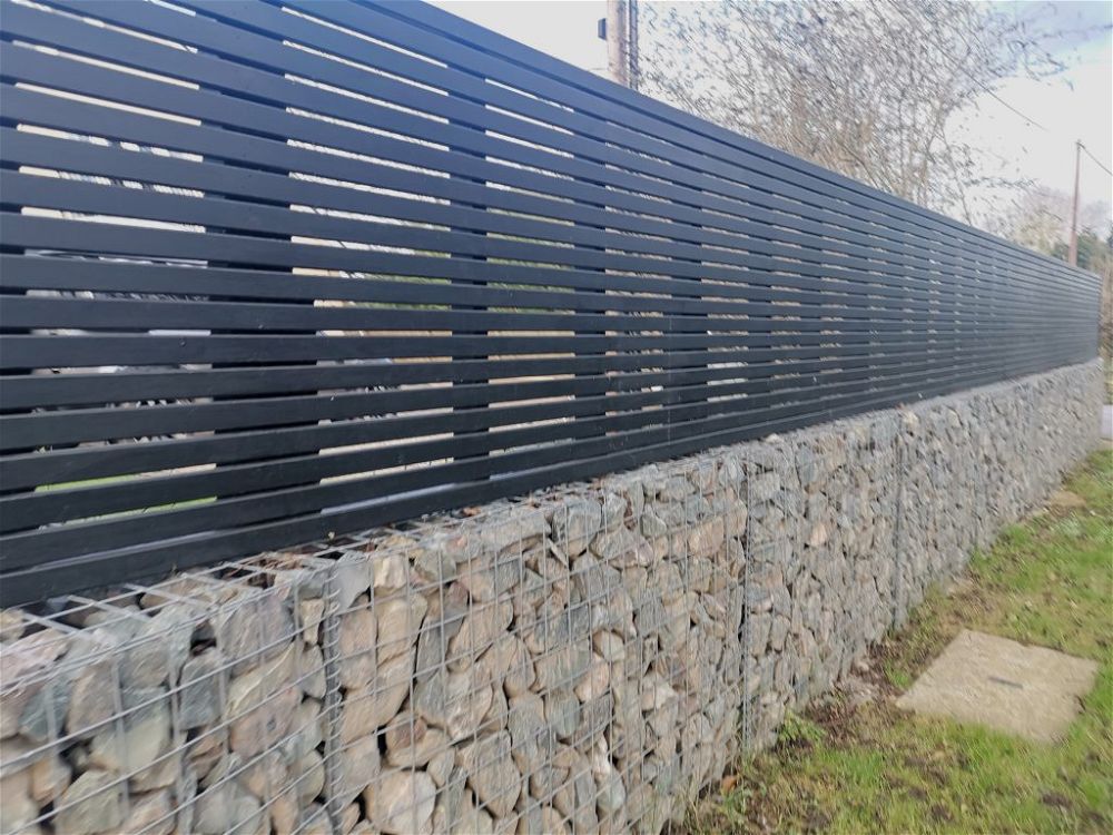 slatted-panels-for-garden-privacy