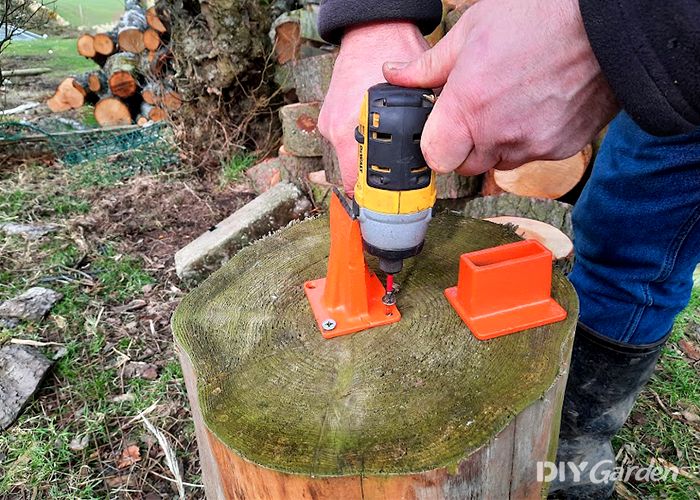 Forest-Master-USBB-Firewood-Kindling-Log-Splitter-Review-assembly