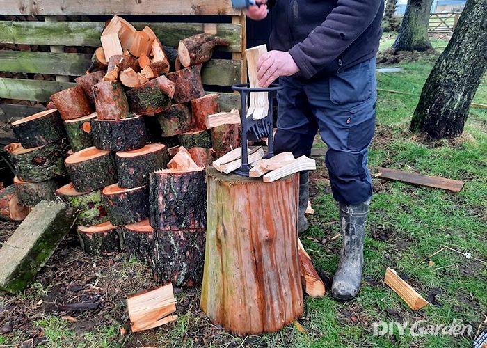 Kindling Cracker™  The world's safest wood chopper