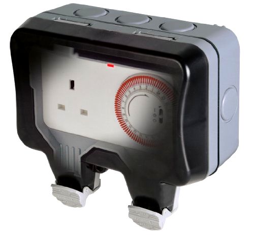 best-plug-in-timers BG Electrical Nexus Storm Weatherproof Time Controlled Switch