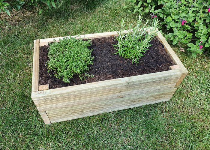 Step-1-Planning-your-wooden-planter-box