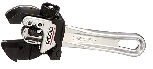 best-pipe-cutters-for-metal-pipes Ridgid 32573 Model 118 2-in-1 Close Quarters Autofeed Cutter