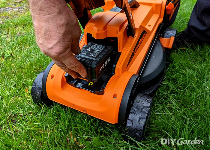 LawnMaster-24V-34cm-Cordless-Lawnmower-Review-power