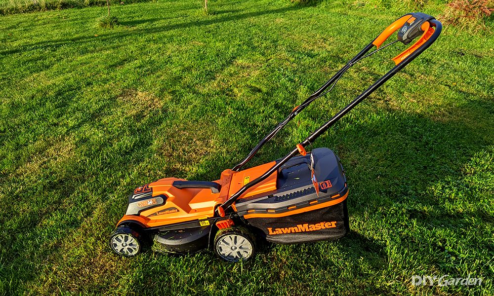 LawnMaster 24V 34cm Cordless Lawnmower Review