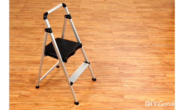 5 Best Folding Ladders For Home & DIY (2026 Review UK)