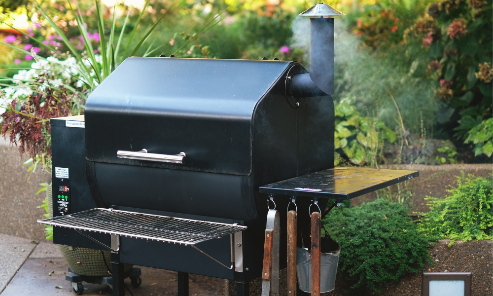 How to Use a Smoker For Beginners