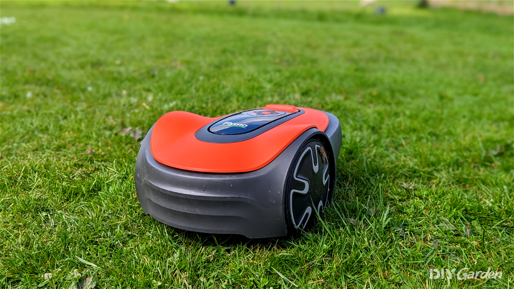 Flymo EasiLife 150 GO Robot Lawn Mower (7)